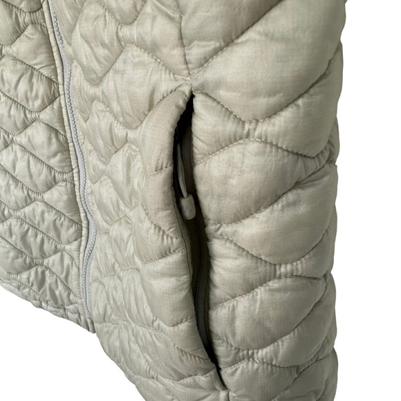 THE NORTH FACE  WOMEN'S GILET QUILTED PUFFER VEST PEARL WHITE FULL ZIP S - Picture 5 of 8